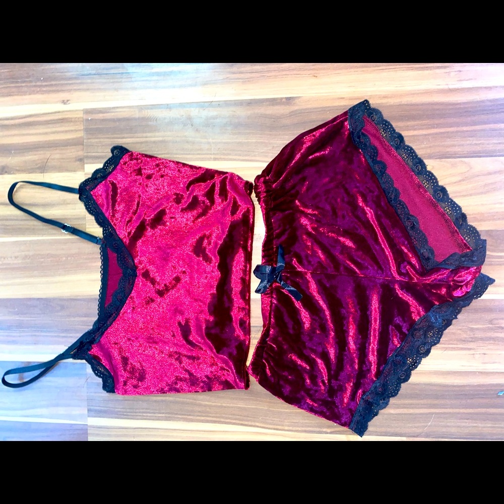 Velvet lingerie pajamas